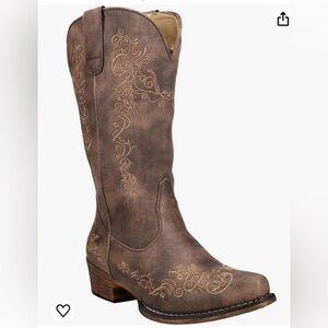 Women’s brown cowboy boots